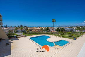 #218 Galé Sea View by Home Holidays
